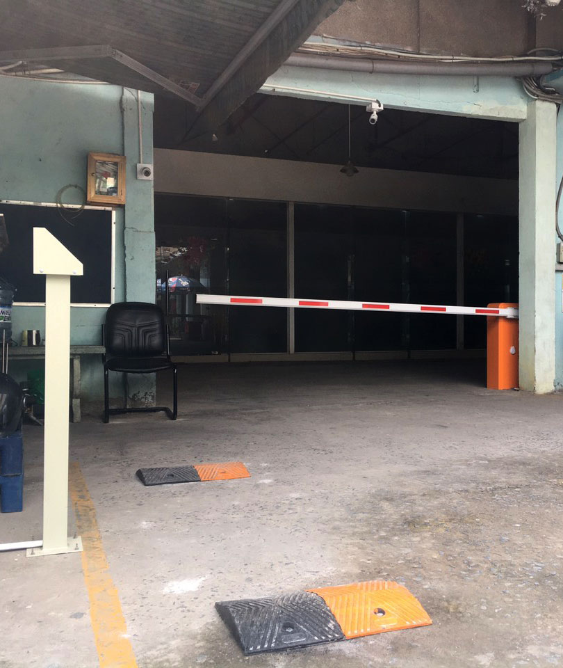 may giu xe co 1 lan xe may 1 lan xe o to